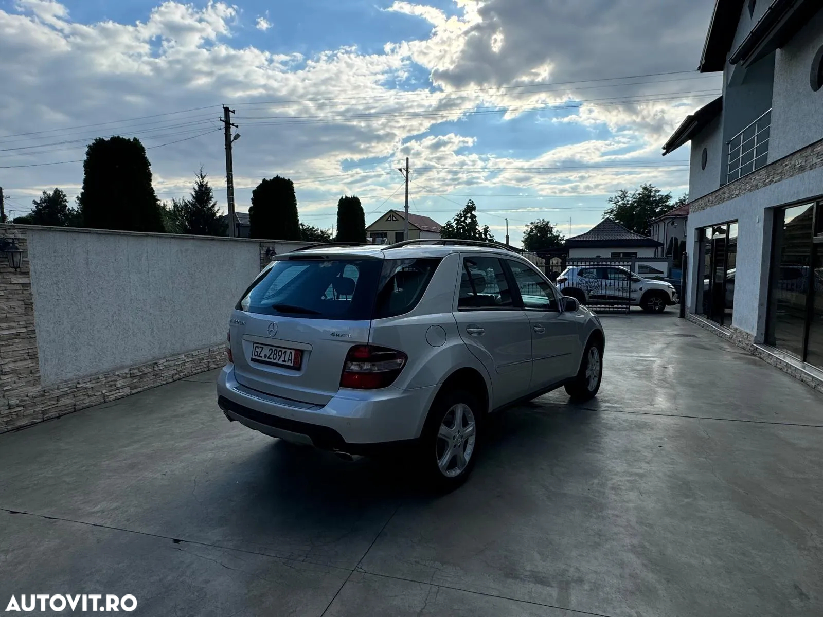 Mercedes-Benz ML - 5