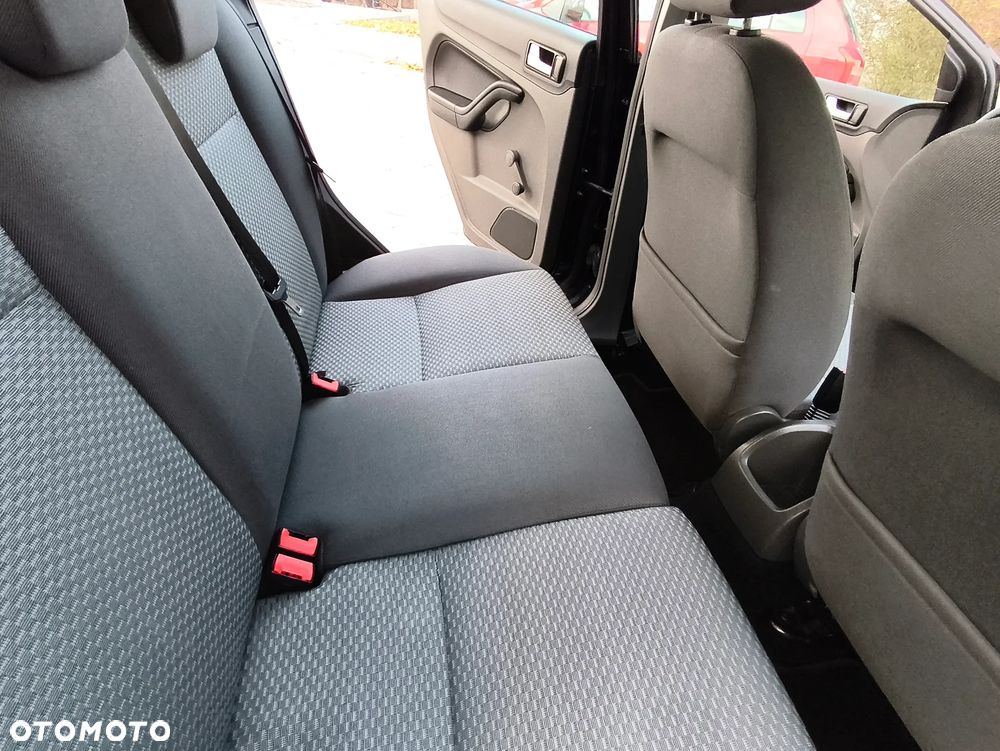 Ford Focus - 18