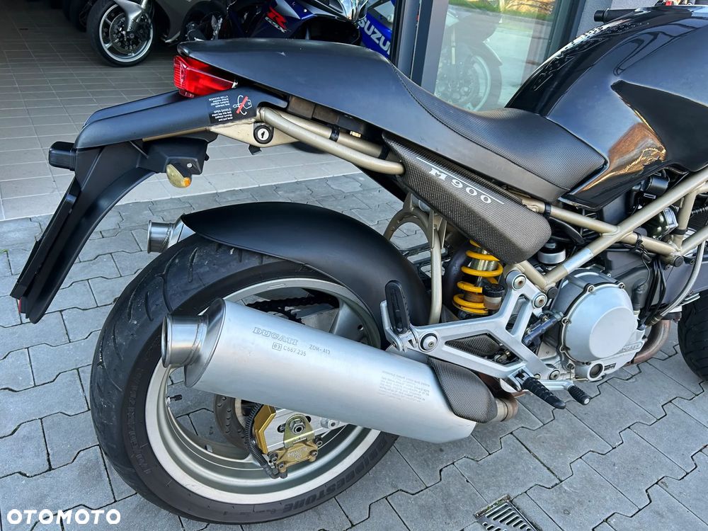 Ducati Monster - 10