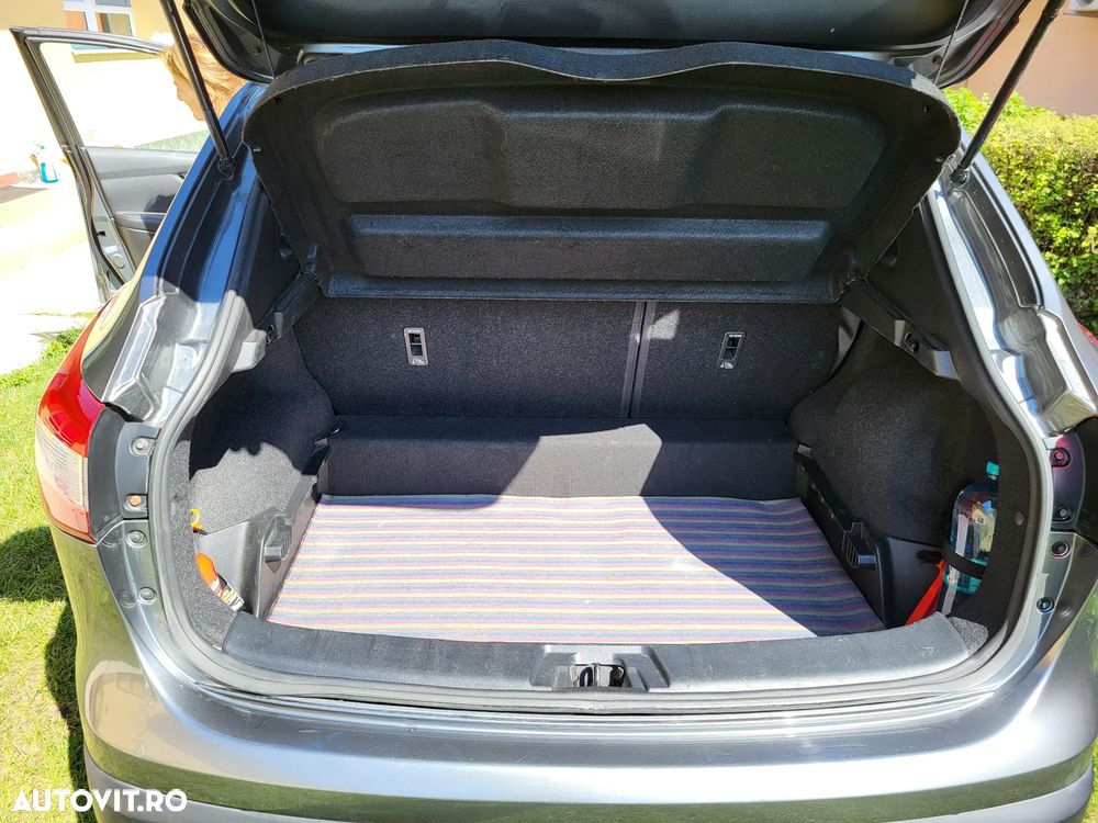 Nissan Qashqai 1.6 DCI DPF Start/Stop tekna - 6