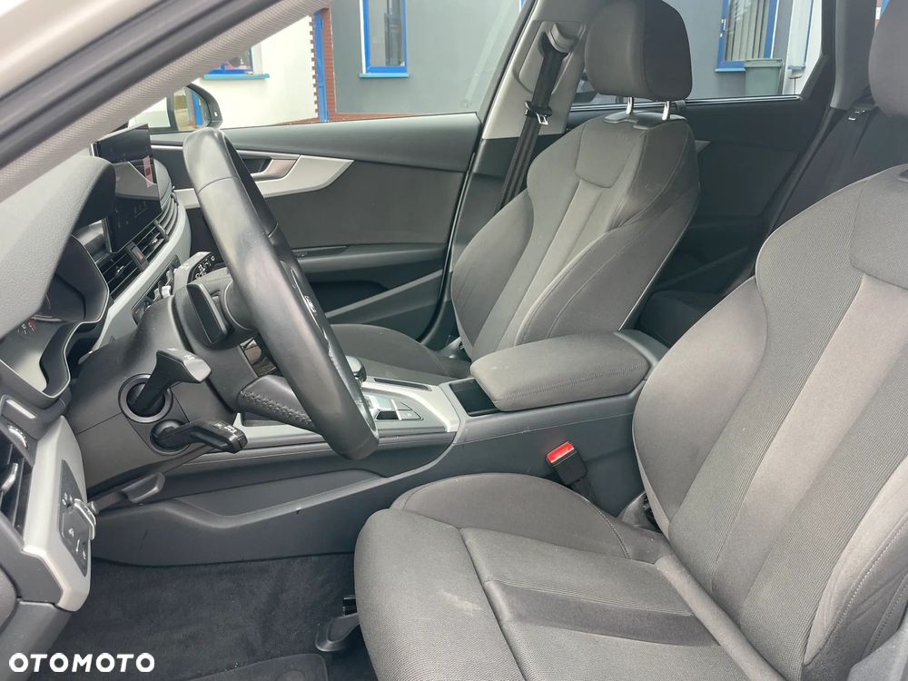Audi A4 Avant 40 TDI Sport S tronic - 8