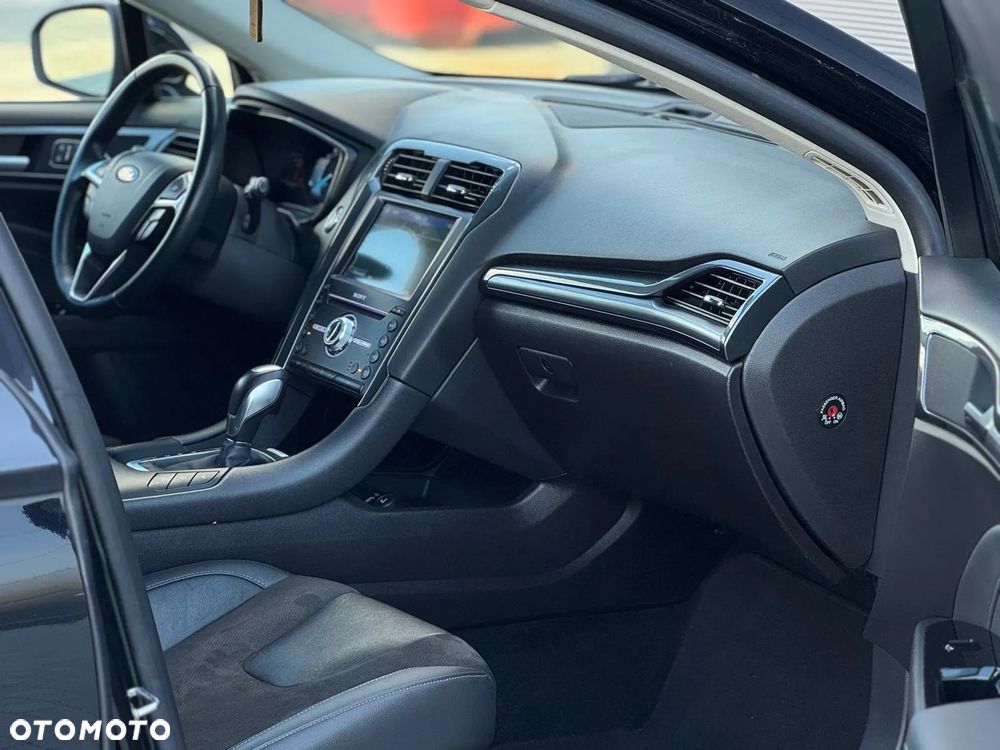 Ford Mondeo Turnier 2.0 Hybrid CVT - 22