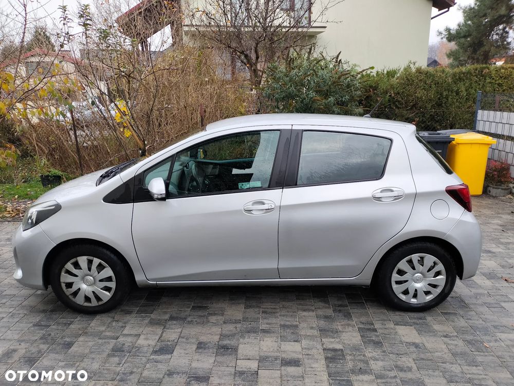 Toyota Yaris 1.0 Life EU6 - 7