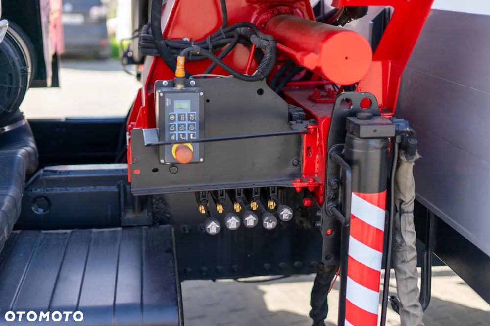 MAN TGL 12.210 + HDS  TEREX 75.2-A2 - 24