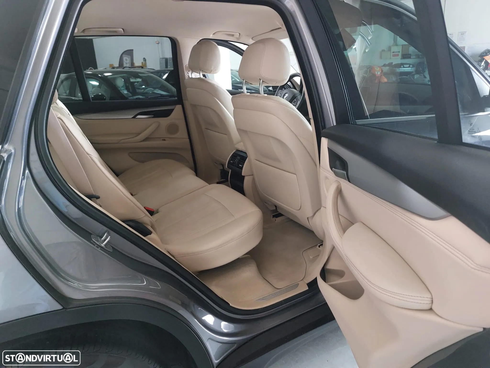BMW X5 25 d sDrive Comfort 7L - 13