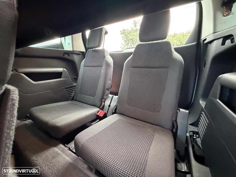 Peugeot 5008 1.6 E-HDi 7L Allure 2-Tronic J17 - 14