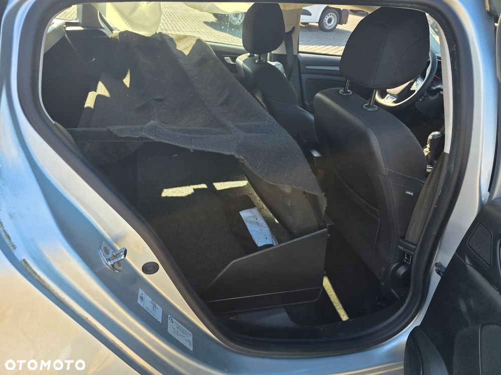 Renault Megane 1.5 Blue dCi Intens - 28