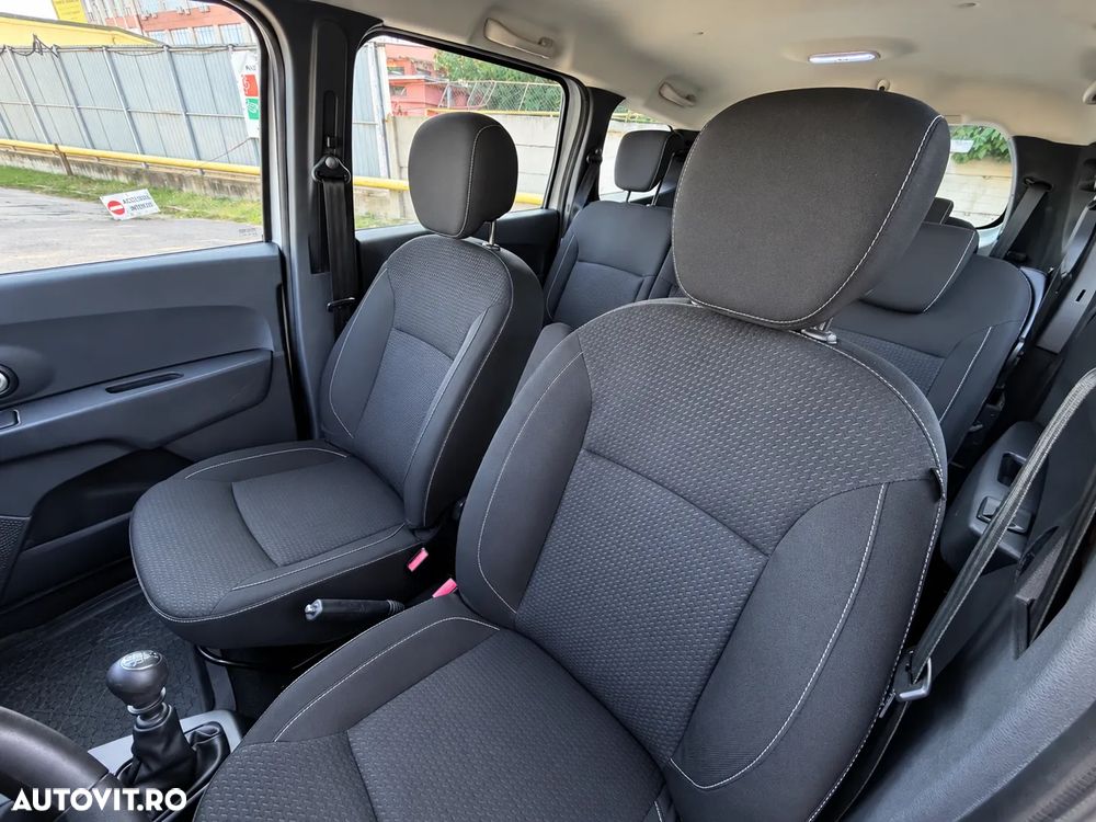 Dacia Lodgy 1.5 Blue dCi Laureate - 12