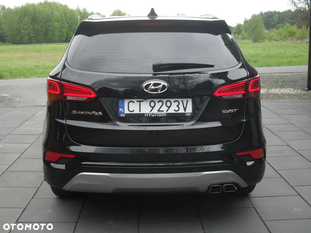 Hyundai Santa Fe - 4