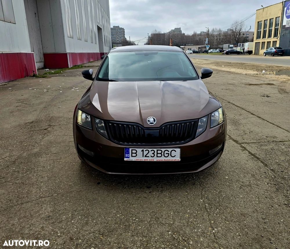 Skoda Octavia - 2