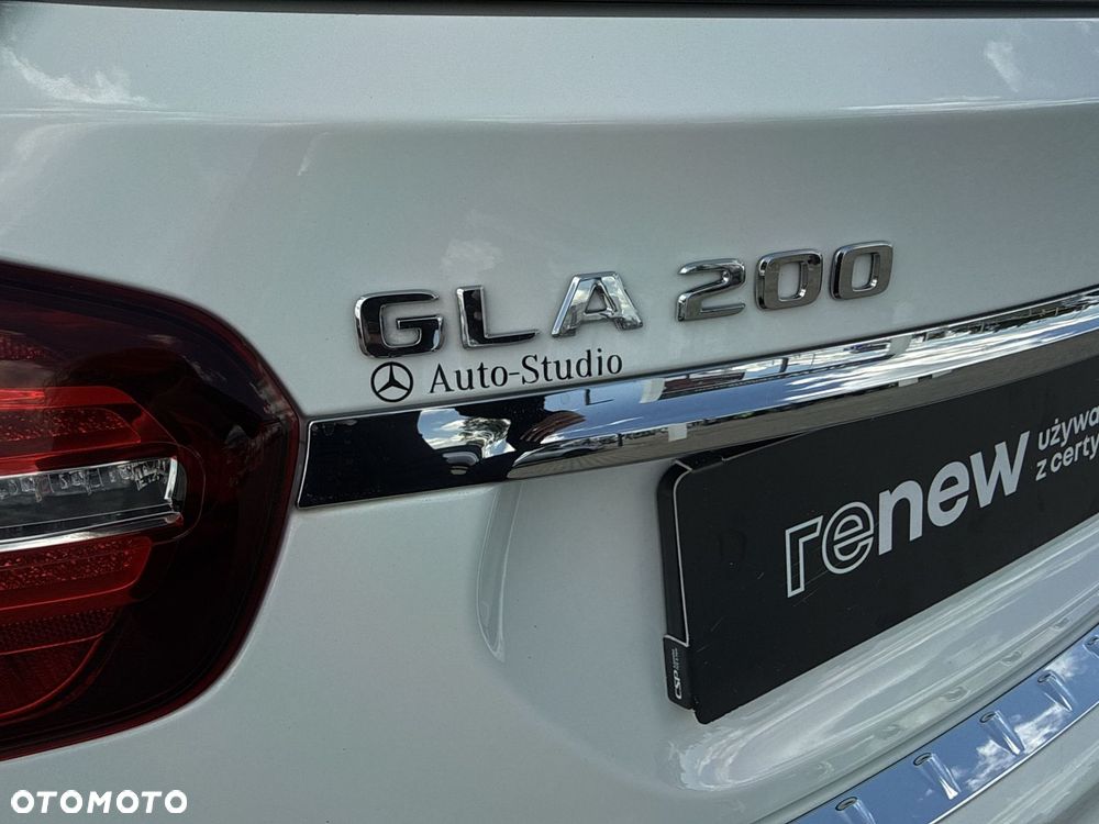 Mercedes-Benz GLA 200 7G-DCT AMG Line - 16