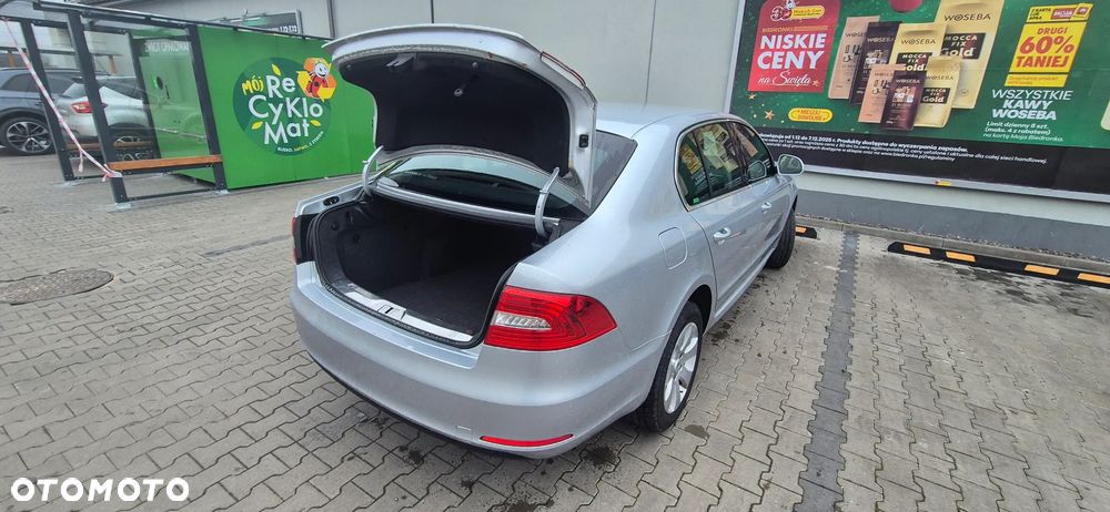 Skoda Superb 2.0 TDI Elegance - 13