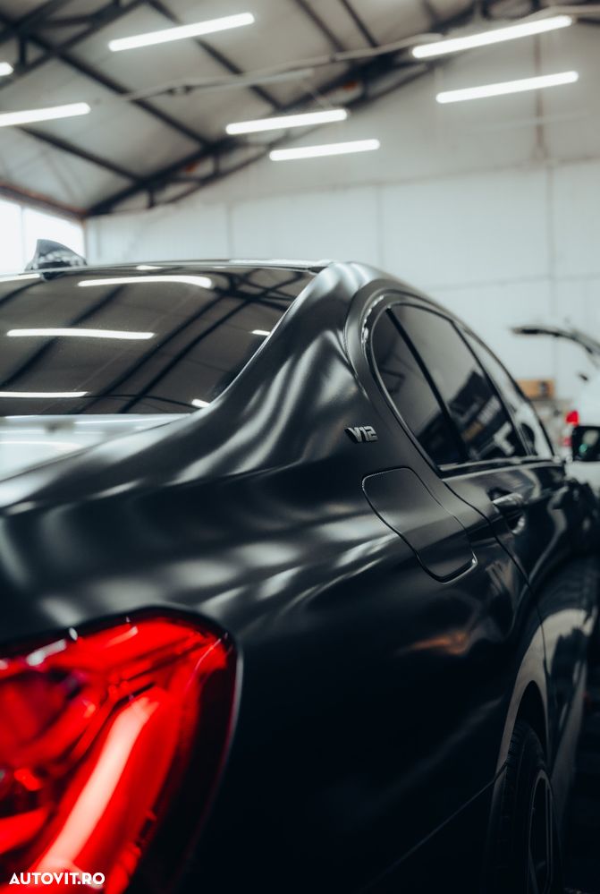 BMW M7 M760Li xDrive - 9