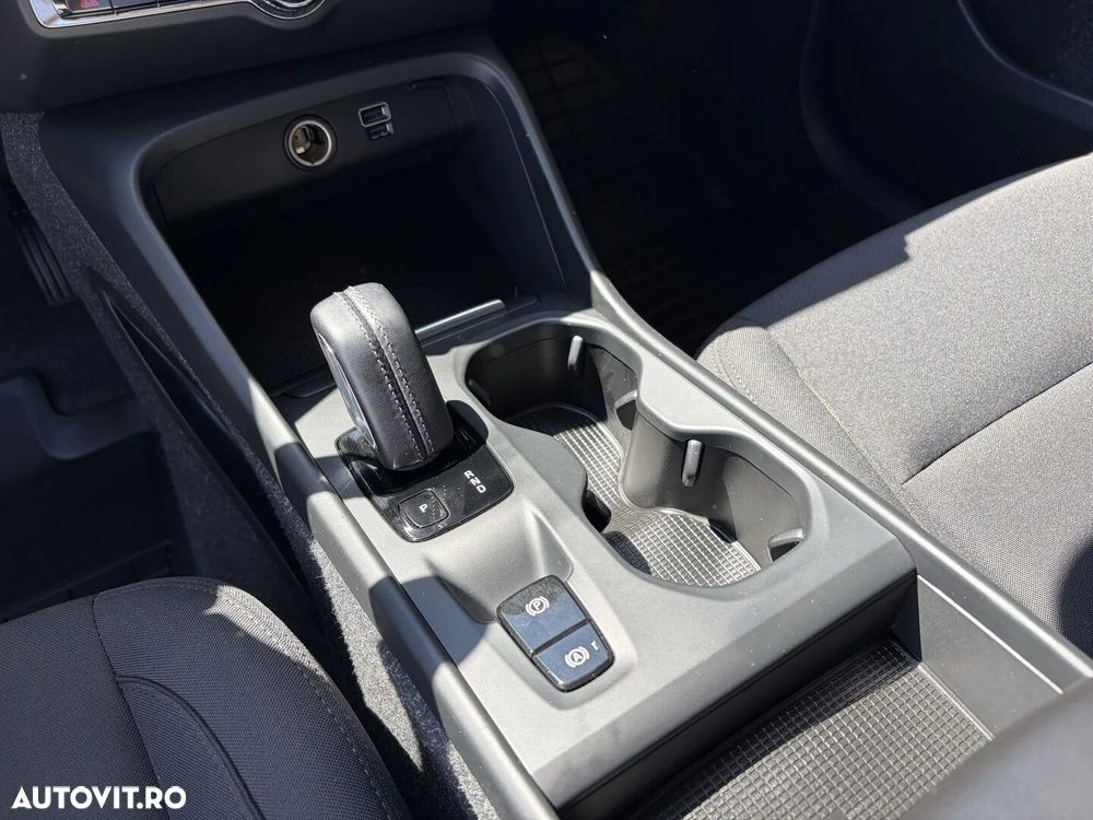 Volvo XC 40 - 32