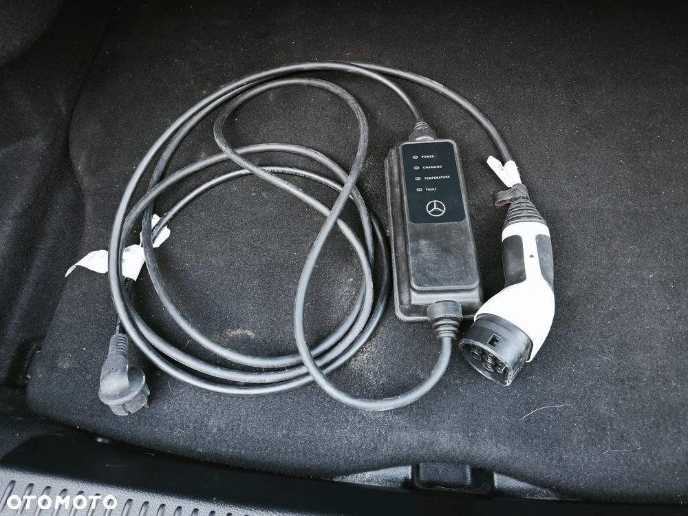 Mercedes-Benz Klasa A 250 E AMG Line 8G-DCT - 18