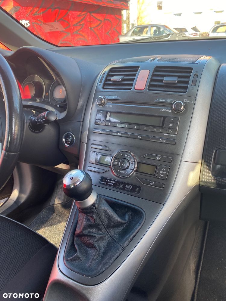 Toyota Auris 1.6 VVT-i Sol - 5