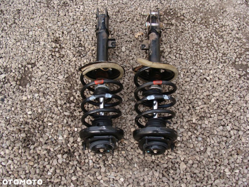 amortyzatory komplet tył nissan x-trail t30 553038h304 553028h304 - 2
