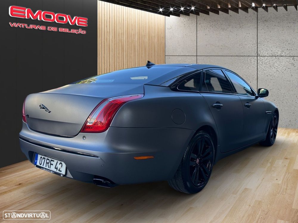 Jaguar XJ 3.0 D V6 Premium Luxury - 4