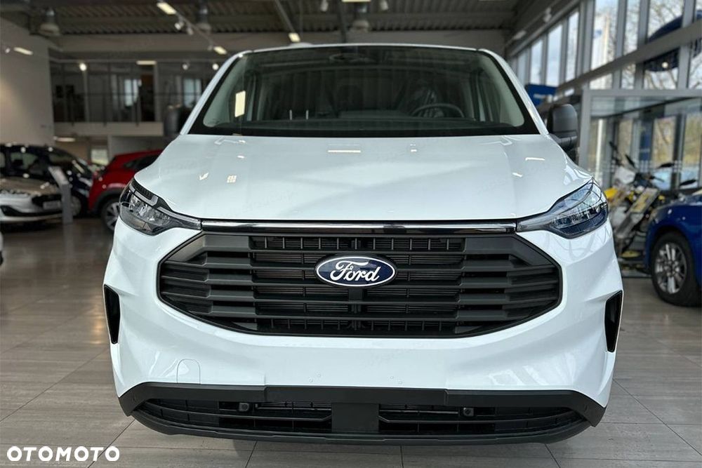 Ford Transit Custom 320 L2H1 Trend 2.0 136KM - 4