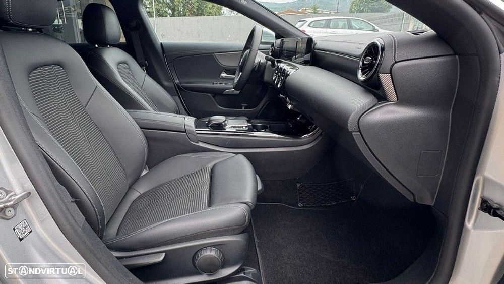 Mercedes-Benz CLA 200 - 18