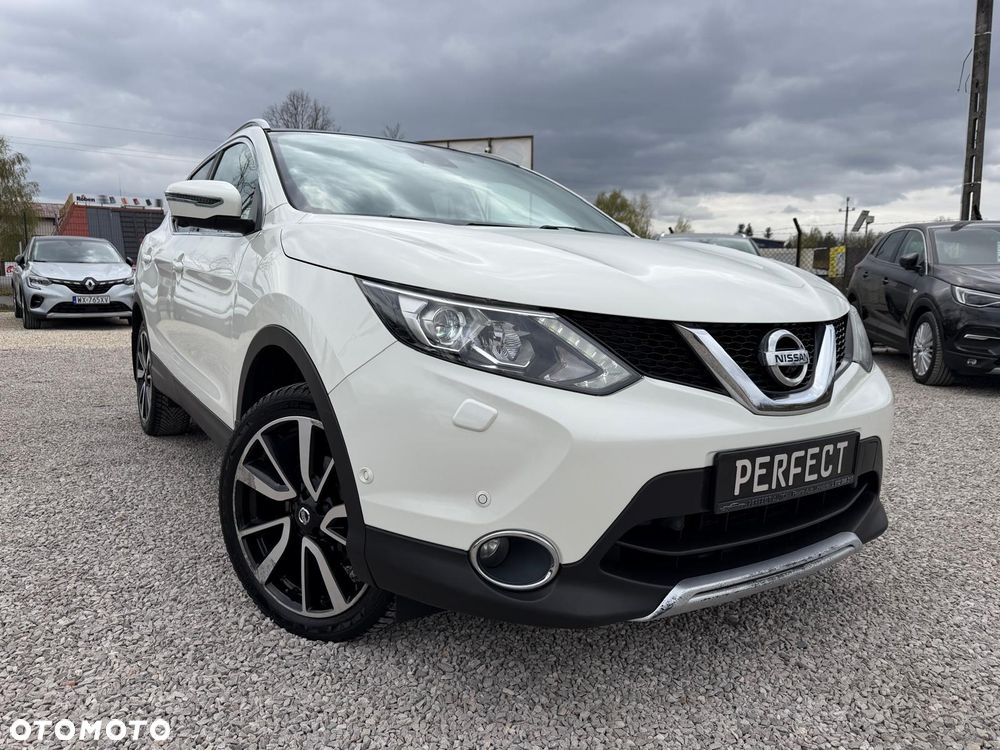Nissan Qashqai 1.6 DCi Tekna EU6 - 1