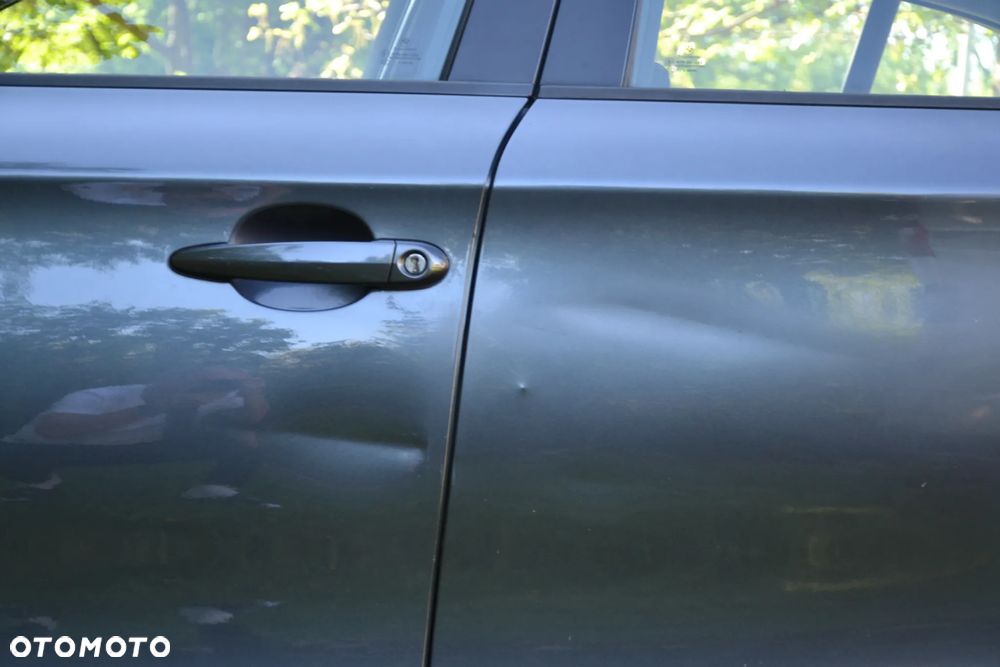 BMW Seria 1 - 20