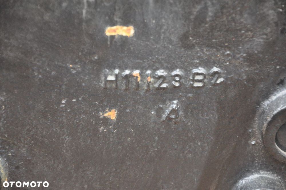 OBUDOWA SKRZYNI BIEGÓW DEUTZ AGROPLUS 00121209030 - 5