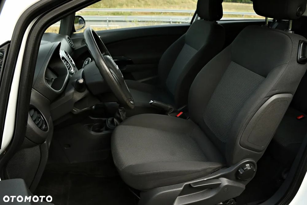 Opel Corsa 1.2 16V - 31