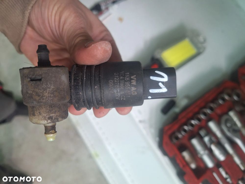 pompka spryskiwacza passat b6  AUDI SKODA SEAT VW 1K6955651 - 1