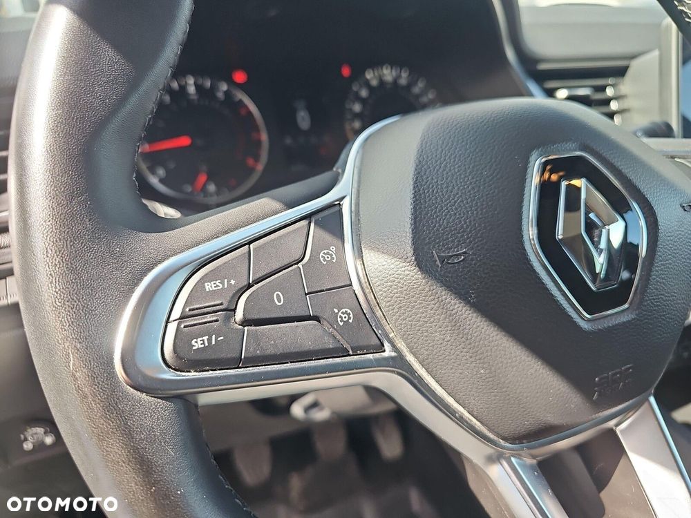 Renault Captur - 17