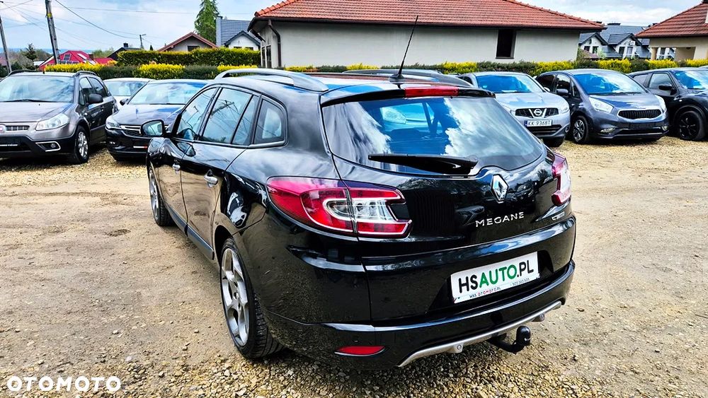 Renault Megane TCe 180 GT - 16