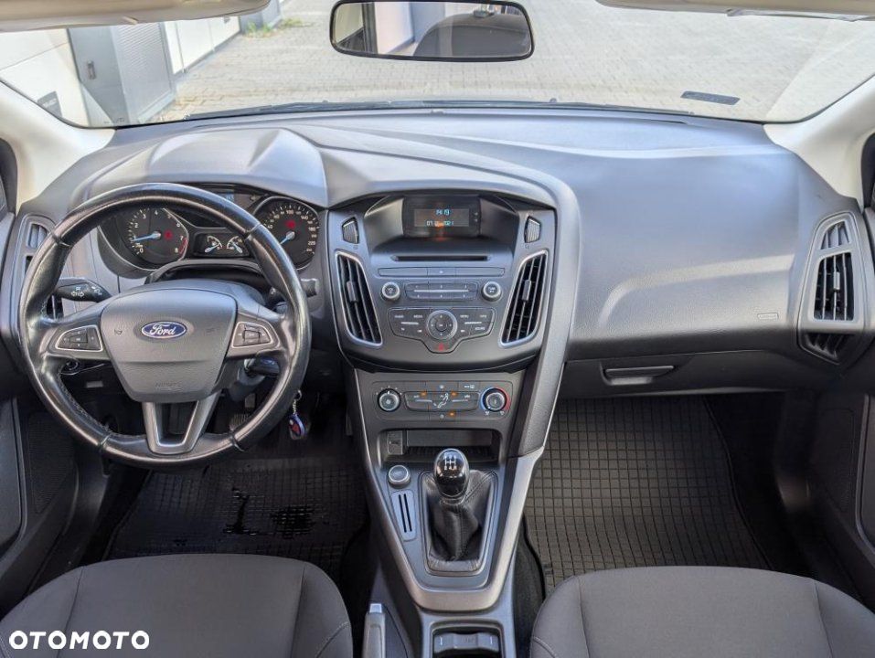 Ford Focus - 17
