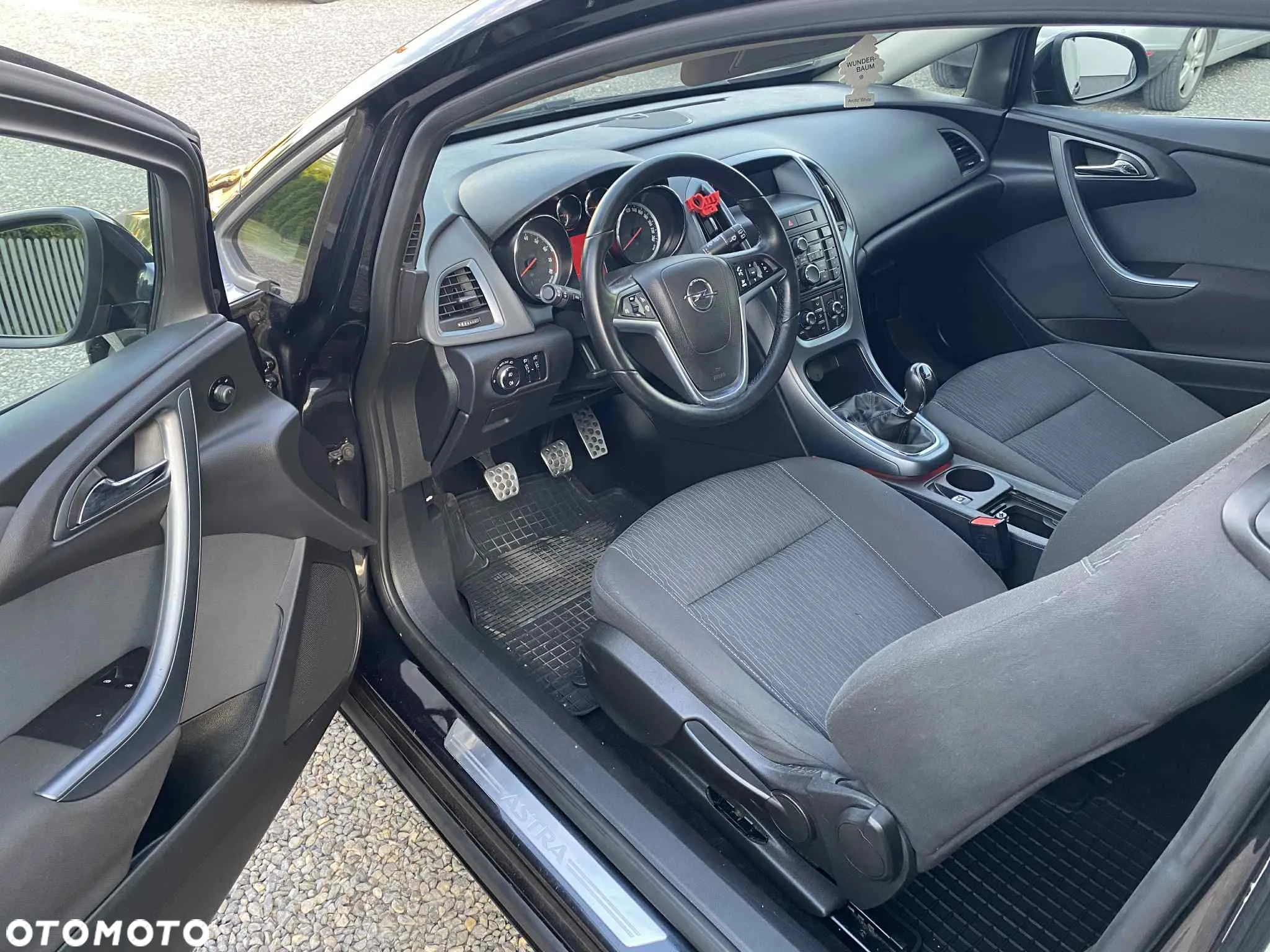 Opel Astra GTC 1.4 Turbo - 16