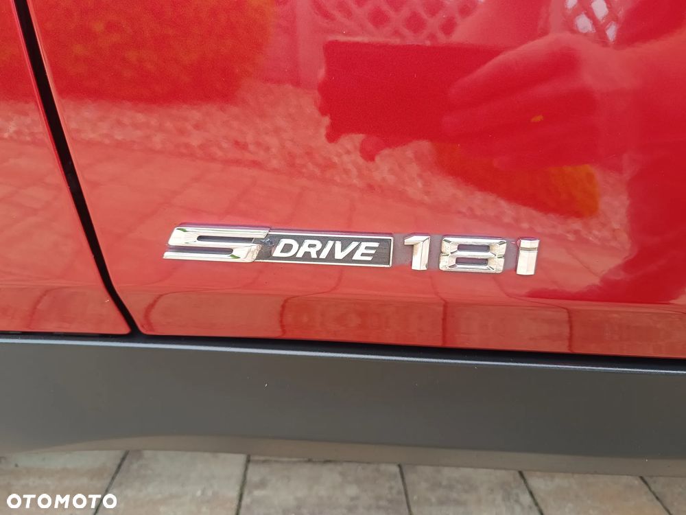 BMW X1 sDrive18i - 17