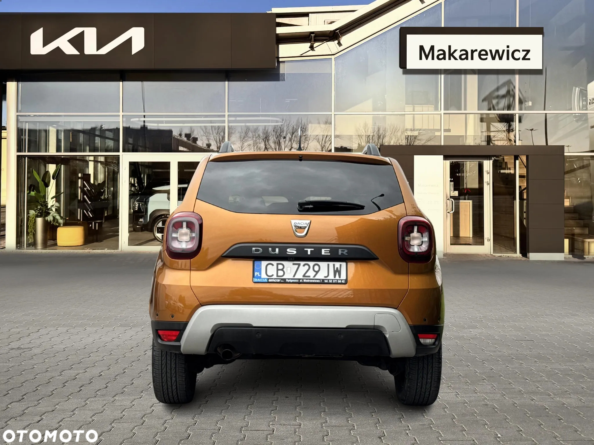 Dacia Duster 1.6 SCe S&S - 4