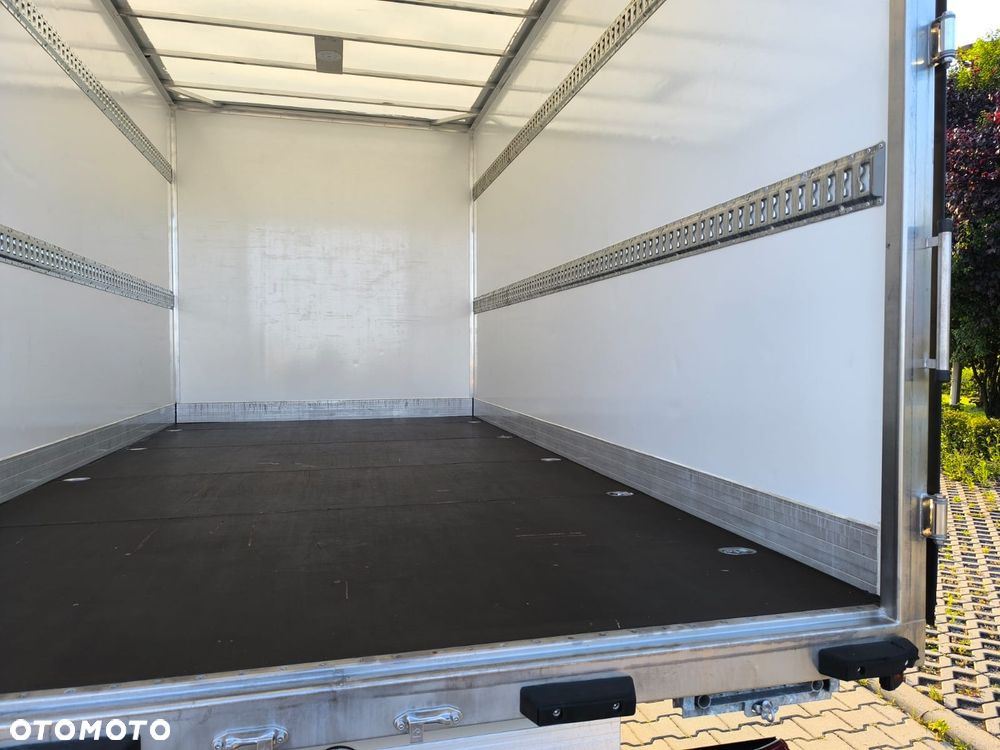 Mercedes-Benz Sprinter 517,170KM, Automat, Kontener 8 Palet, Full Led, Salon Polska! - 10