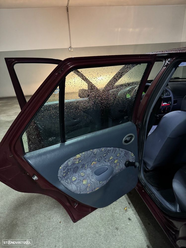 Ford Fiesta 1.25 Techno - 14