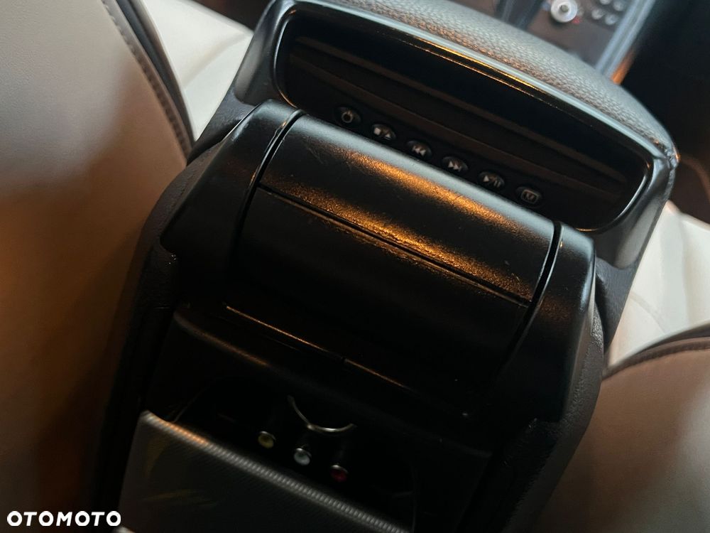 Volvo XC 90 - 26
