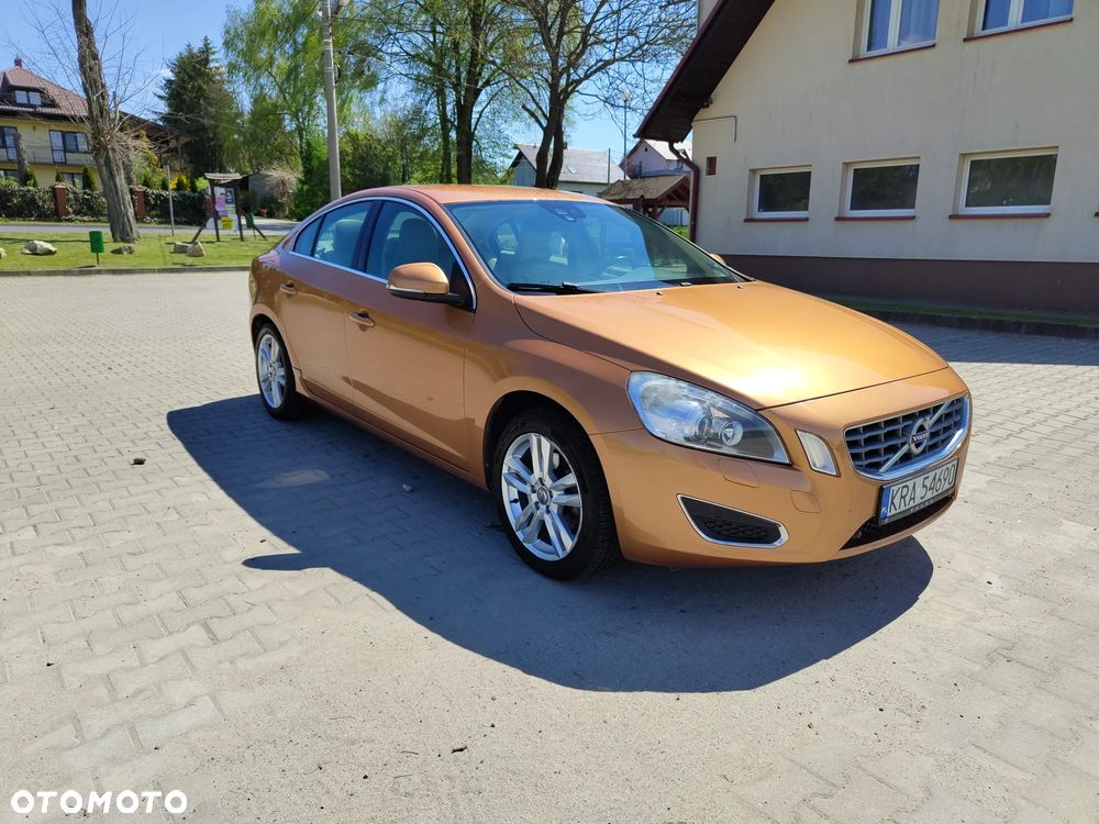 Volvo S60 - 1
