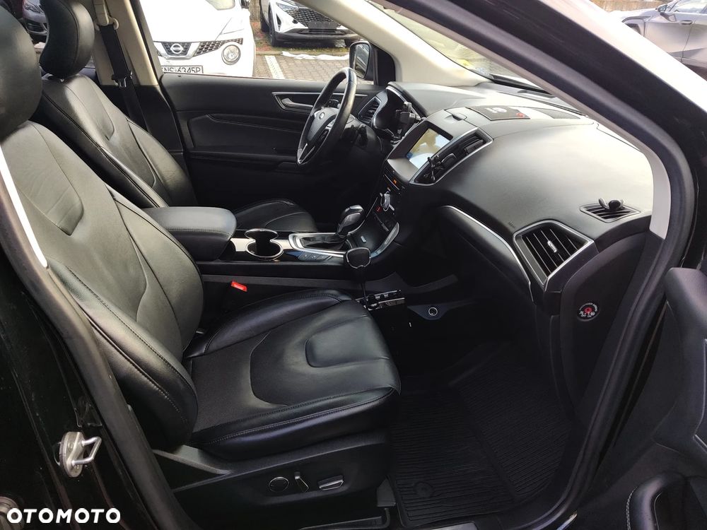 Ford Edge 2.0 TDCi Twin-Turbo 4WD Titanium - 23
