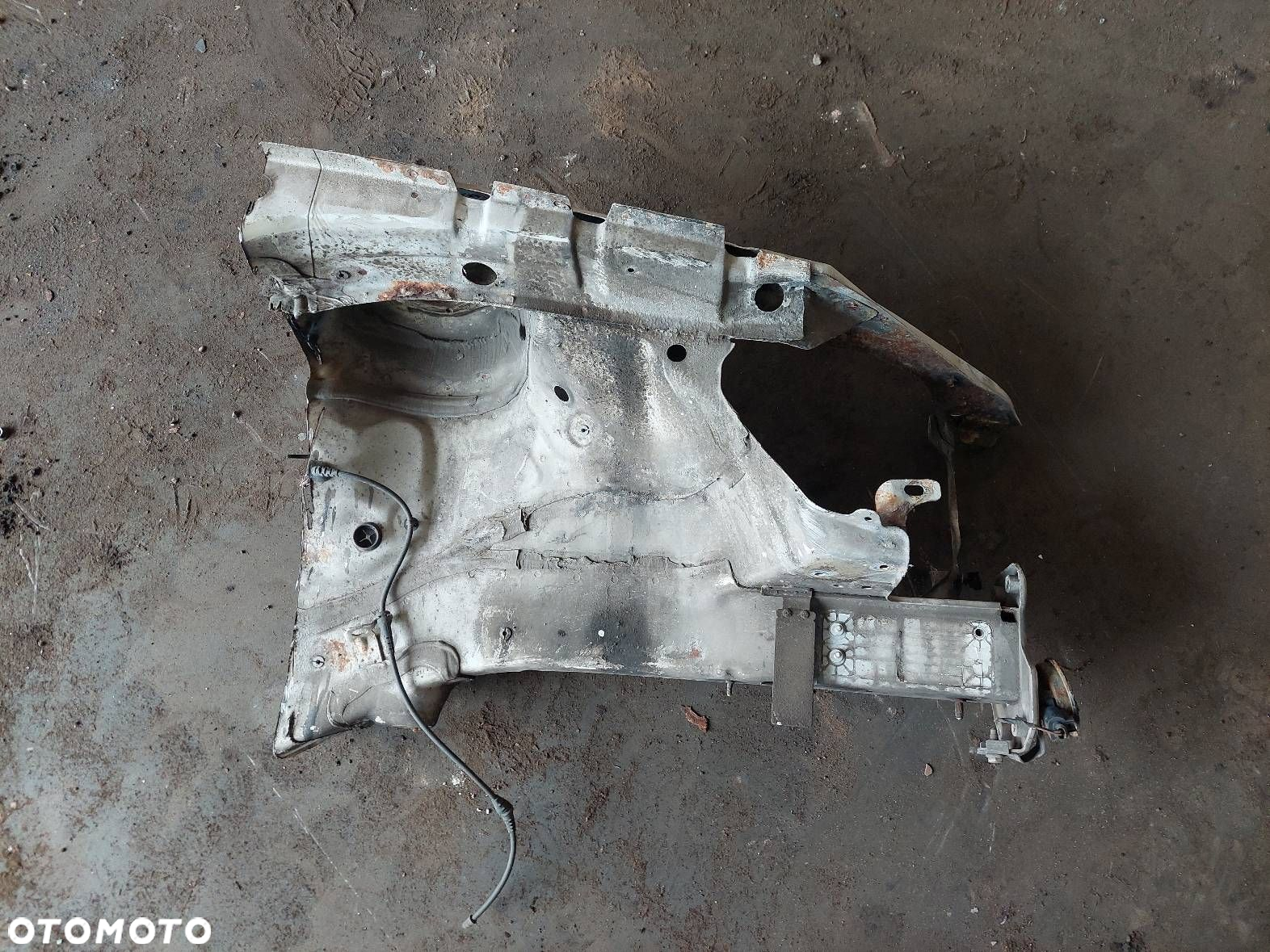 ĆWIARTKA PODŁUŻNICA PRAWY PRZÓD SKODA OCTAVIA II - 4