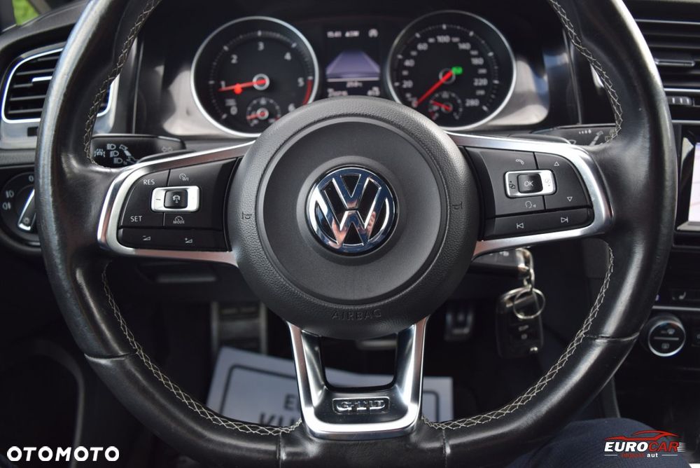 Volkswagen Golf GTD 2.0 TDI SCR DSG - 19