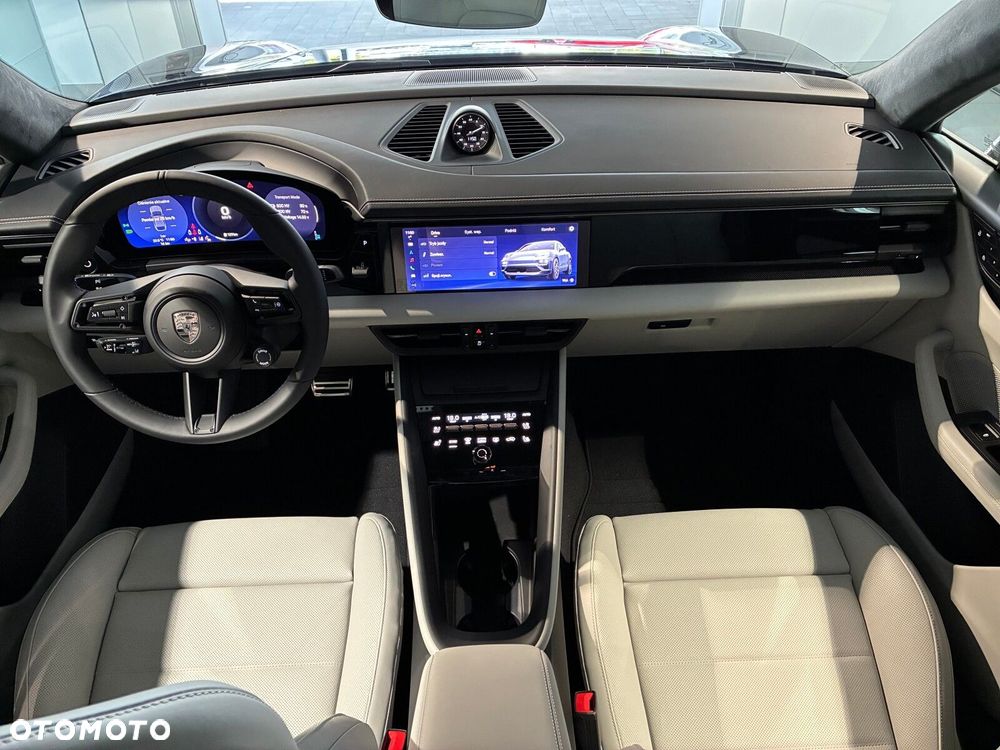 Porsche Macan - 17