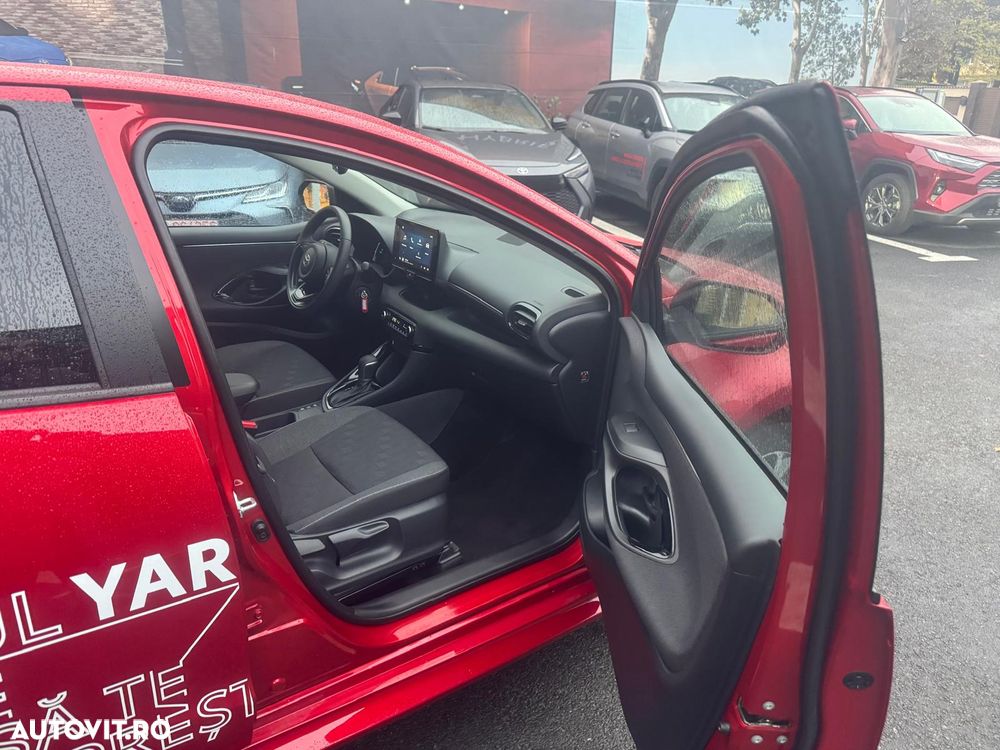 Toyota Yaris Hybrid 1.5 VVT-i Business Edition - 11