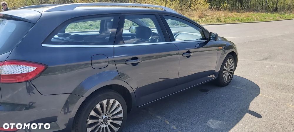 Ford Mondeo - 8
