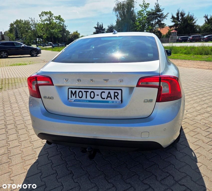 Volvo S60 DRIVe Momentum - 10