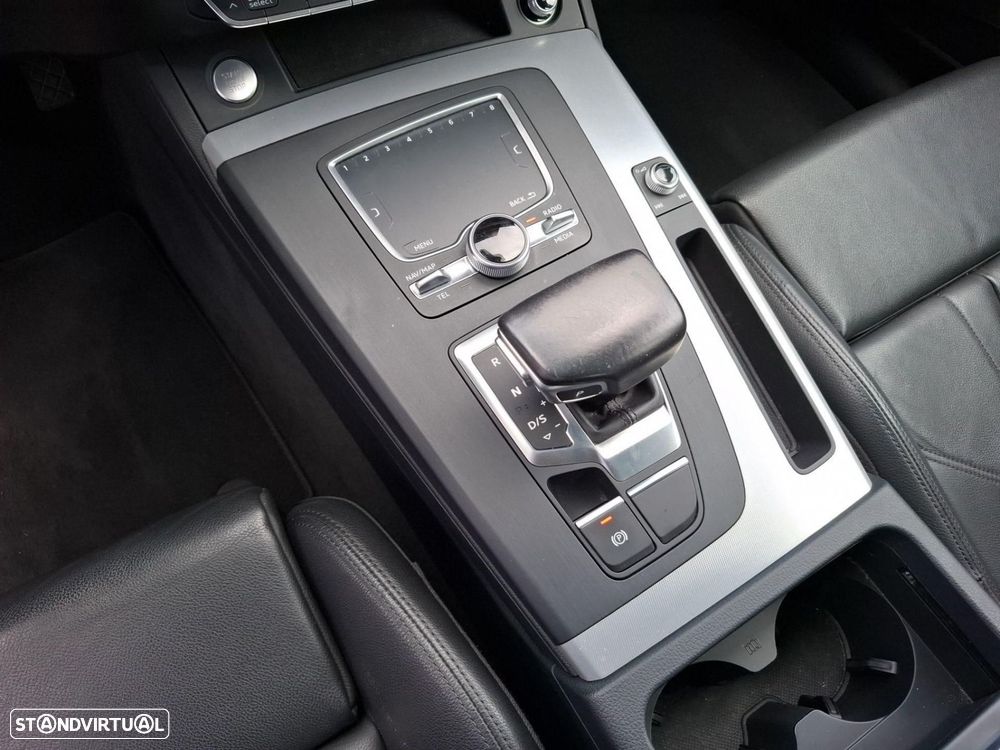 Audi Q5 2.0 TDI quattro Sport S-tronic - 9