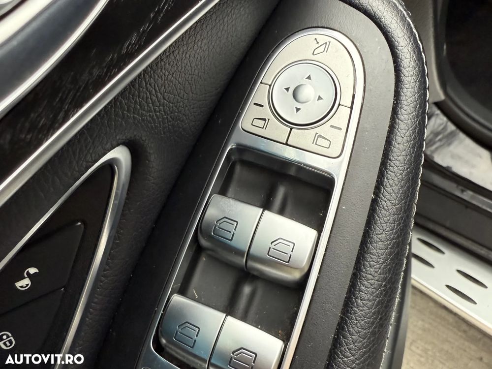 Mercedes-Benz GLC 250 d 4MATIC 9G-TRONIC AMG Line - 34