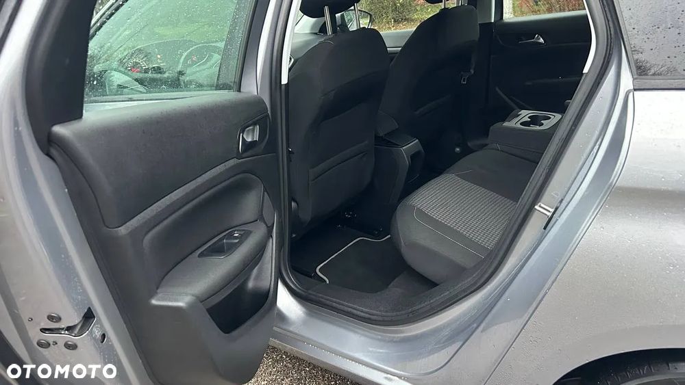 Peugeot 308 1.5 BlueHDi Active Pack S&S - 28