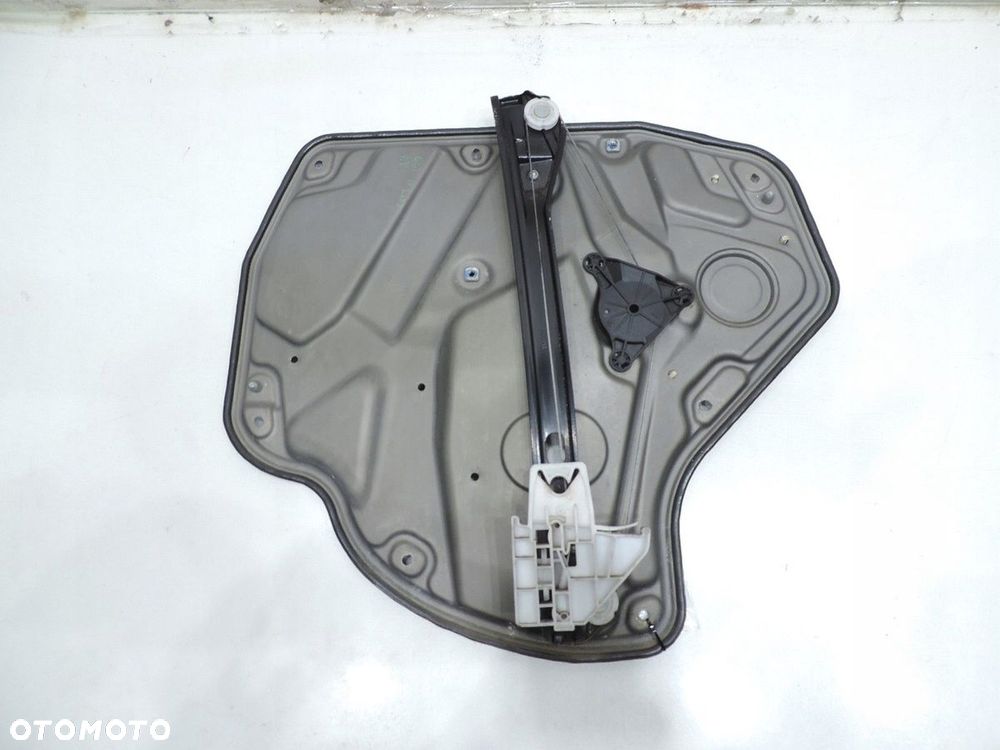 MECHANIZM SZYBY PRAWY TYŁ OCTAVIA II KOMBI - 2